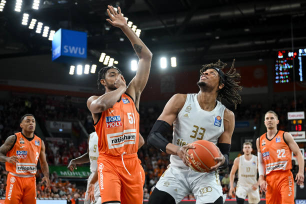 场次临危受 场次临危受